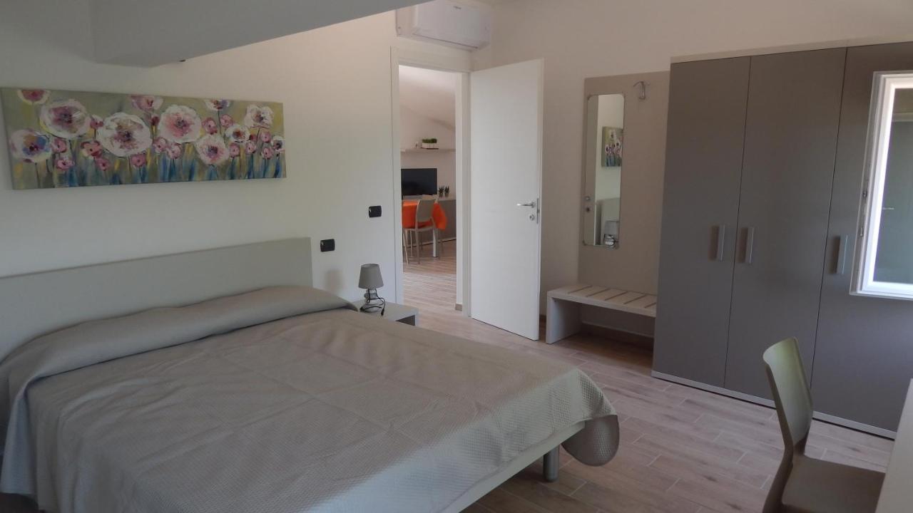 Poggio Di Pastrengo Apartamento Exterior foto